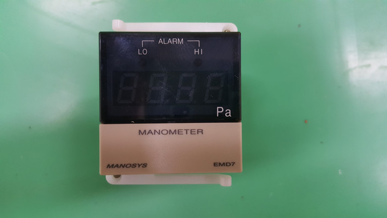 MANOMETER EMD7